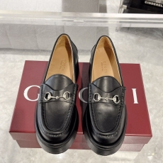 Gucci Leather Shoes